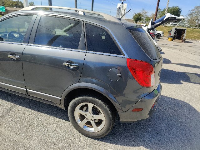 Used 2013 Chevrolet Captiva Sport LT FWD image 11