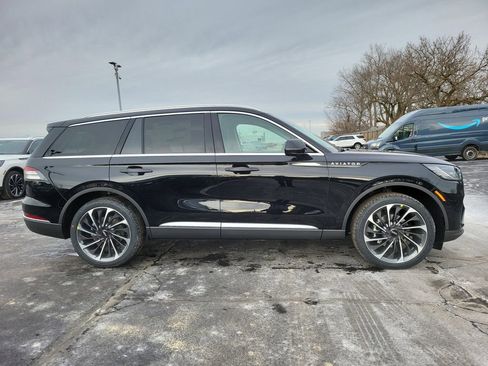 New 2026 Lincoln Aviator Reserve w/ Illumination Package image 3