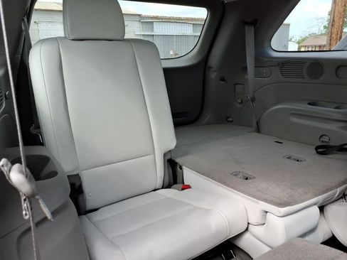 Used 2026 Hyundai Palisade SEL FWD image 13