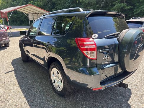 Used 2012 Toyota RAV4 4WD w/ Value Pkg image 3