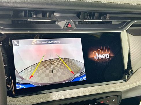 New 2026 Jeep Cherokee Laredo image 16