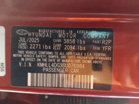 Used 2025 Hyundai Elantra SE w/ Cargo Package FWD image 33