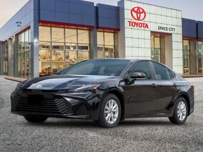 New 2026 Toyota Camry LE w/ Convenience Package