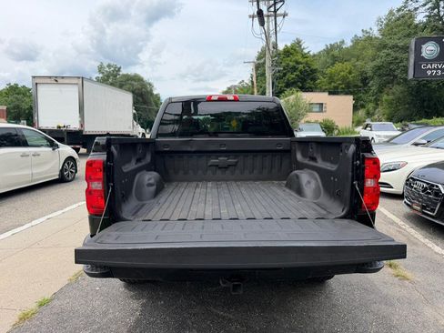 Used 2018 Chevrolet Silverado 1500 Custom w/ Custom Value Package AWD/4WD image 14
