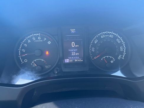 Used 2019 Toyota Tacoma SR w/ SR Convenience Package AWD/4WD image 15