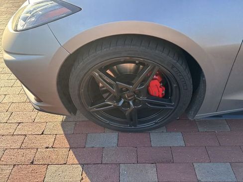 Used 2022 Chevrolet Corvette Stingray Preferred Cpe w/ Z51 Performance Package RWD image 2