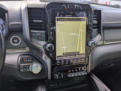 Used 2019 RAM 1500 Limited w/ Advanced Safety Group AWD/4WD image 12