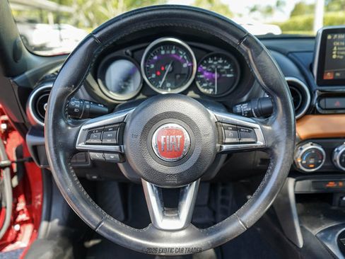 Used 2020 FIAT 124 Spider Lusso RWD image 31
