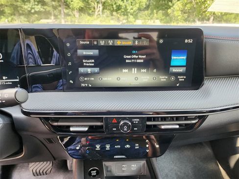 New 2025 Nissan Kicks SR w/ SR Premium Package image 3