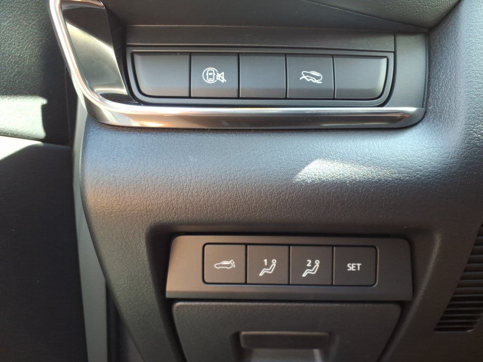 Used 2025 MAZDA CX-30 AWD 2.5 S w/ Premium Package image 22