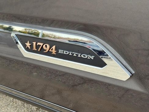 Used 2022 Toyota Tundra 1794 Edition image 11