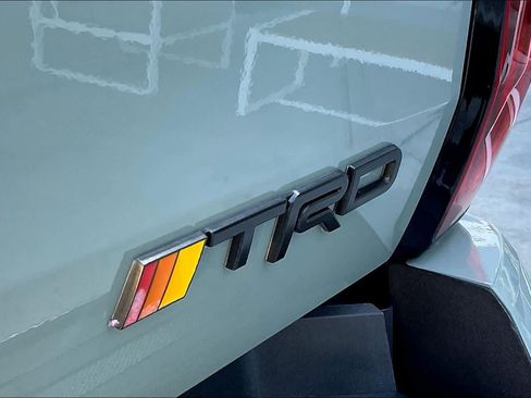 Used 2025 Toyota Tundra Limited image 9