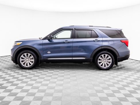 Used 2021 Ford Explorer King Ranch w/ Premium Technology Package image 2