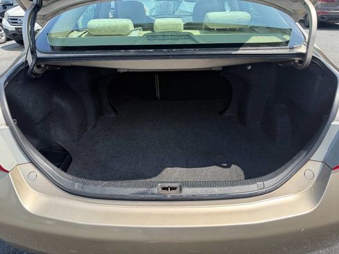 Used 2009 Toyota Camry image 21