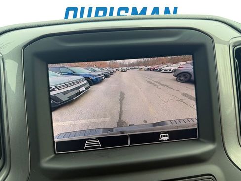 Used 2024 Chevrolet Silverado 2500 Custom w/ Custom Value Package image 18