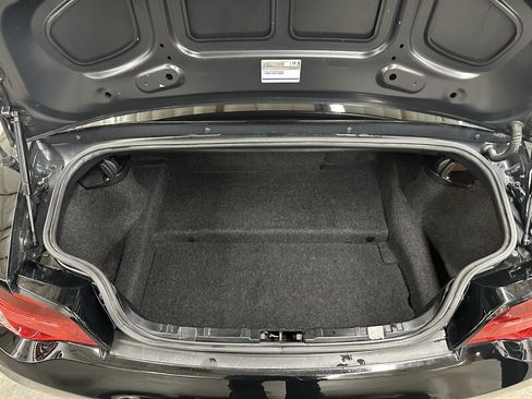 Used 2006 BMW Z4 3.0i RWD image 24