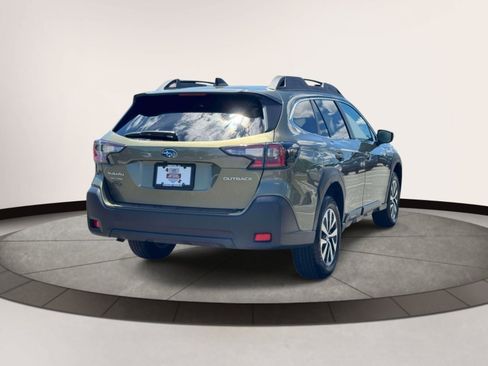 Certified 2025 Subaru Outback Premium AWD/4WD image 4