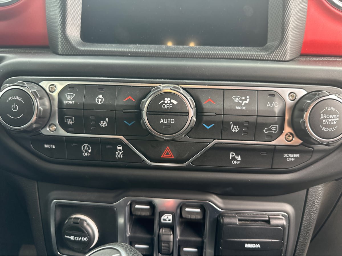 Used 2019 Jeep Wrangler Unlimited Rubicon AWD/4WD image 21