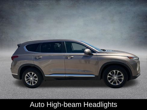 Used 2019 Hyundai Santa Fe SE FWD image 7