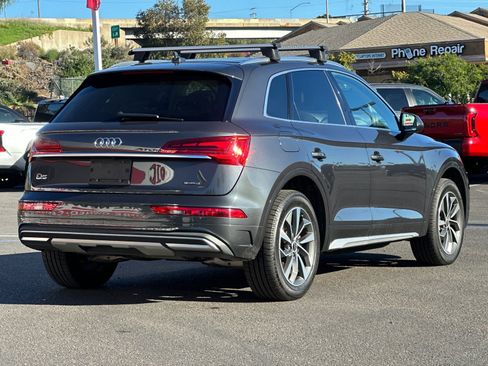 Used 2021 Audi Q5 2.0T Premium w/ Convenience Package image 5