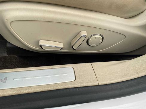 Used 2017 Lincoln MKZ Select FWD image 20