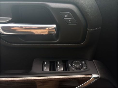 Used 2022 Chevrolet Silverado 2500 LT image 43