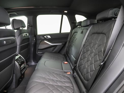 New 2026 BMW X5 xDrive40i w/ M Sport Package image 21