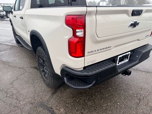 New 2026 Chevrolet Silverado 1500 ZR2 AWD/4WD image 9