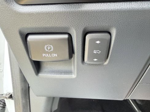 Used 2023 Ford F150 Lariat w/ Equipment Group 502A High image 41