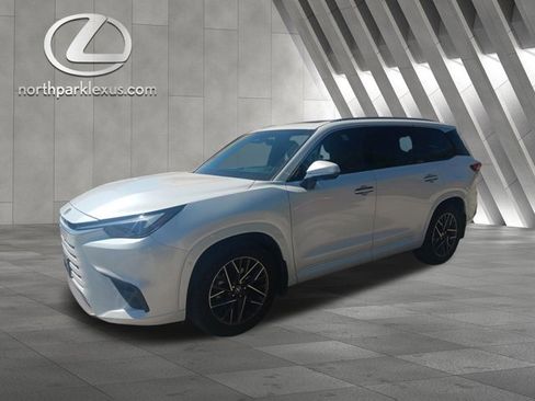 Certified 2025 Lexus TX 350 AWD w/ Technology Package image 3