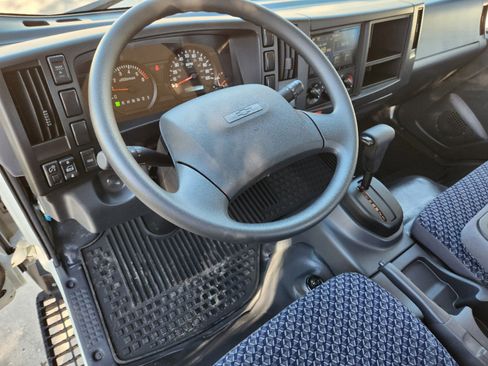 New 2024 Chevrolet Low Cab Forward image 28