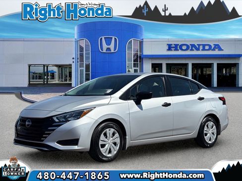 Used 2025 Nissan Versa S w/ Trunk Package FWD image 1