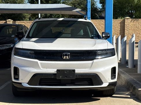 Used 2025 Honda Prologue Touring image 2