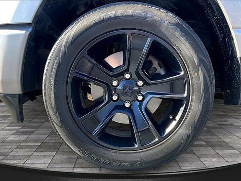 Used 2022 RAM 1500 Big Horn w/ Night Edition RWD image 8