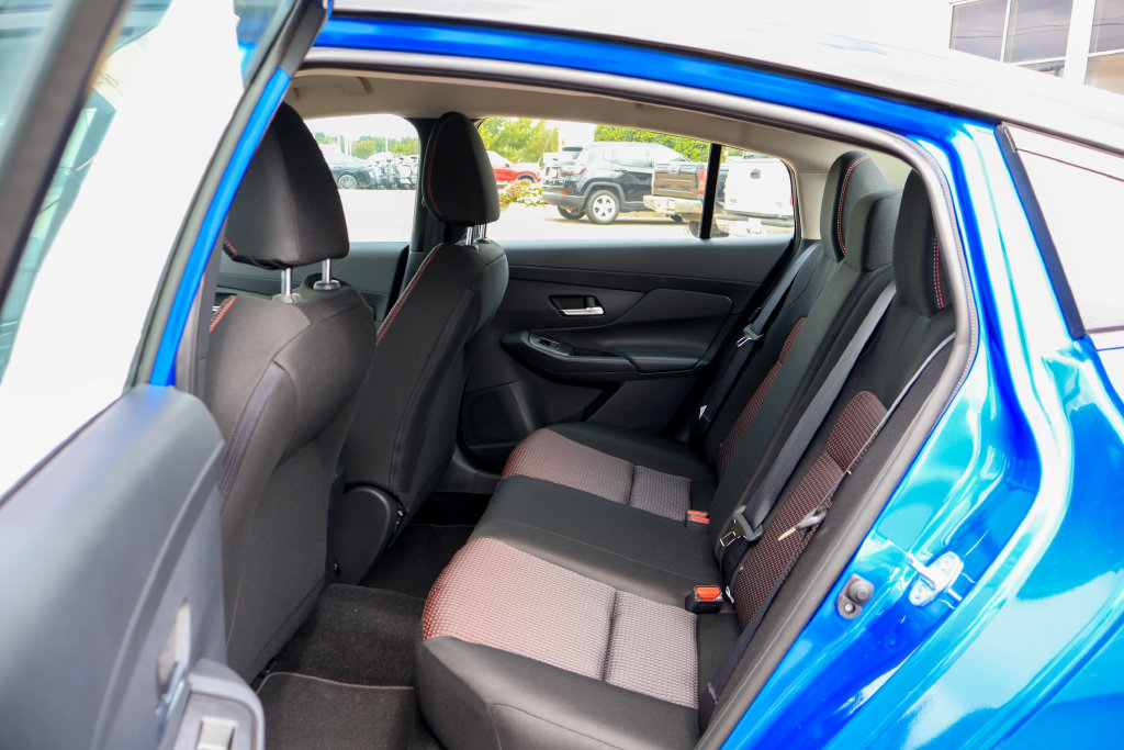 New 2027 Nissan Sentra SR w/ SR All Weather Package FWD image 8