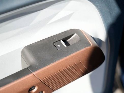 Used 2022 Ford Maverick Lariat w/ Lariat Luxury Package image 29