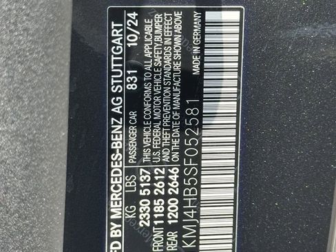 Certified 2025 Mercedes-Benz CLE 300 4MATIC Coupe image 31