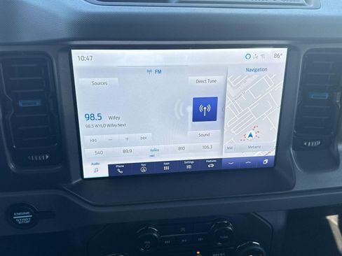 Used 2024 Ford Bronco Black Diamond image 22