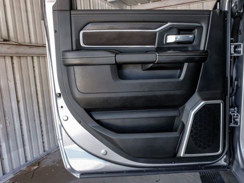 Used 2024 RAM 3500 Laramie w/ Night Edition AWD/4WD image 47