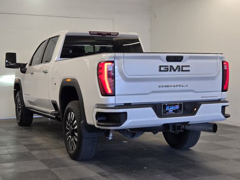 Used 2024 GMC Sierra 2500 Denali Ultimate image 7