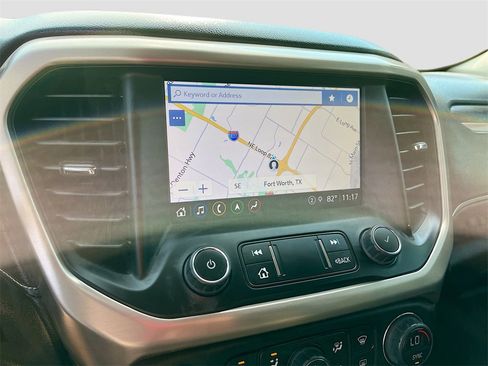 Used 2023 GMC Acadia Denali image 13