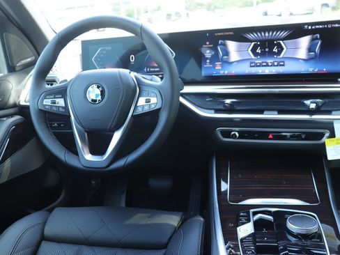 New 2026 BMW X5 xDrive40i w/ Climate Comfort Package AWD/4WD image 29