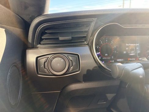 Used 2020 Ford Mustang Shelby GT500 w/ Technology Package image 22