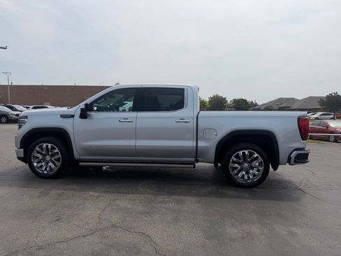 Used 2022 GMC Sierra 1500 Denali AWD/4WD image 13