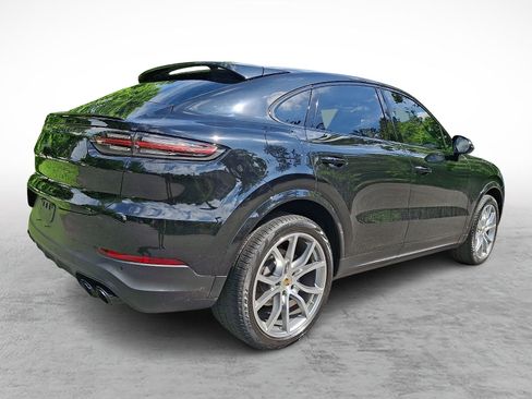 Used 2023 Porsche Cayenne Coupe AWD/4WD image 6