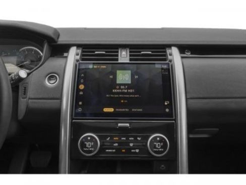 Used 2023 Land Rover Discovery HSE R-Dynamic image 10