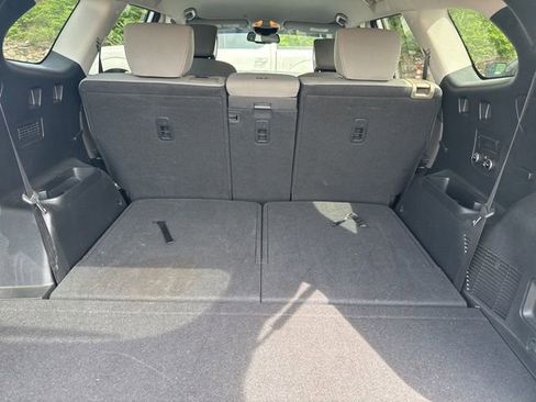 Used 2016 Hyundai Santa Fe SE image 7