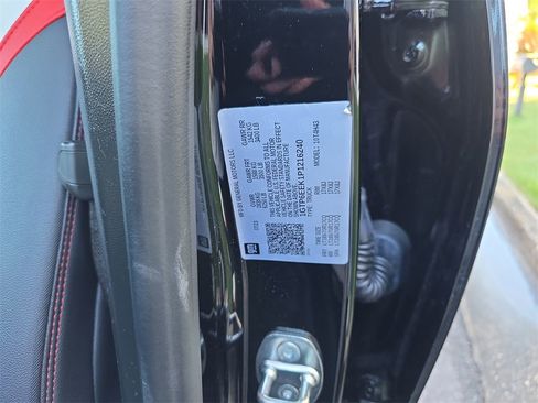 Certified 2023 GMC Canyon AT4X image 38