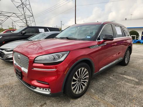 Used 2020 Lincoln Aviator Reserve w/ Equipment Group 201A image 3