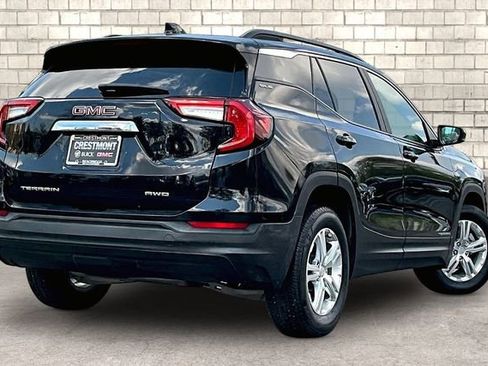 Used 2022 GMC Terrain SLE w/ Driver Convenience Package AWD/4WD image 6